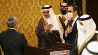 خلافا للموقف الدولي الذي يرفضها!

البحرين تعتبر منتجات المستوطنات شرعية وتدعو الاسرائيليين لزيارتها