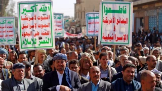 Yemenis protest against US blacklisting of Houthis