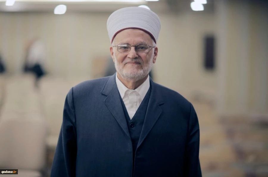 آخرین خبرهای فلسطین/

حمله شهرک نشینان صهیونیست به شرق بیت لحم/ 4 جوان فلسطینی در شمال شرقی قدس بازداشت شدند/تصمیم صهیونیستها برای تخریب 15 منزل دیگر در کرانه باختری/هشدار شیخ عکرمه صبری درباره توطئه صهیونیستها علیه مسجدالاقصی 2