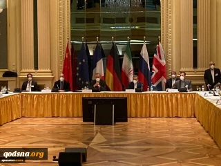 Zionists carries stick, US carries carrot
Iran' negotiation team must be cautious