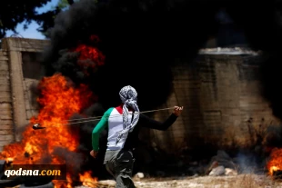 گزارشی از آخرین تحولات فلسطین در سایه ادامه تجاوزات وحشیانه اشغالگران به غزه و کرانه باختری/

موشکباران مجدد تل‌آویو/ موشک‌های مقاومت به دورترین نقطه در شمال فلسطین اشغالی رسید/ عملیات شهادت طلبانه در نزدیکی نابلس و زخمی شدن دو نظامی صهیونیست/حمایت آشکا