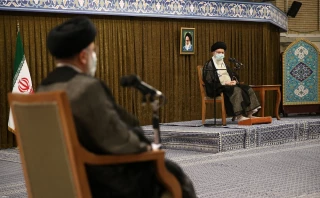 رهبر معظم انقلاب اسلامی در دیدار رئیس و مسئولان قوه قضائیه:

انتخابات حماسه بود؛ امید دشمن به مشکلات معیشتی، بحث صلاحیتها و کرونا محقق نشد/ حرکت آقای رئیسی در قوه قضائیه جهادی بود و امید و اعتماد به این قوه را زنده کرد/ آمریکاییها با آن انتخابات افتضاح‌شان حق ندارند یک کلمه درباره انتخابات حرف بزنند