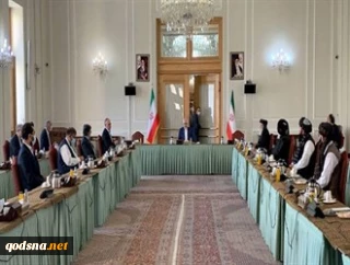 ظريف: على الشعب الأفغاني وقادته اتخاذ قرارات صعبة بشأن مستقبل البلاد