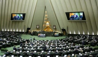 اجتماع مغلق للبرلمان الايراني بحضور قائد قوة "القدس" لدراسة تطورات افغانستان