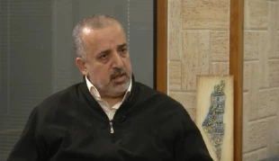 عضو دفتر سیاسی جنبش جهاد اسلامی در گفتگو با خبرنگار قدسنا در غزه:

شلح: حل دو دولتی تلاشی برای فریب ملت فلسطین است

 2