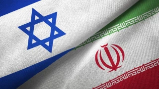 بر اساس جدیدترین نظرسنجی انجام شده در اراضی اشغالی:

53 درصد از اسرائیلی ها عملکرد دولت بایدن را نامناسب می دانند/تنها 31 درصد با استفاده از گزینه نظامی علیه ایران موافق هستند