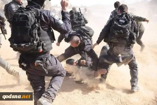 Palestinians protest in Umm al-Fahm in support of families facing Israeli apartheid in Naqab