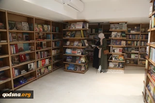 استقبال گسترده فلسطینی‌ها از بازگشایی کتابخانه تخریب شده در اثر بمباران اسرائیل