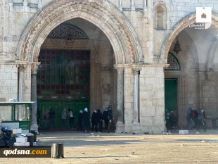 منابع فلسطینی اعلام کردند:

مجروحیت 59 فلسطینی در درگیری های مسجد الاقصی+تصاویر 2