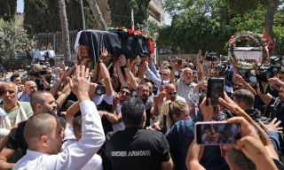 همزمان با تشییع جنازه ابوعاقله:

اشغالگران صهیونیست حضور نیروهای خود در قدس اشغالی را افزایش دادند