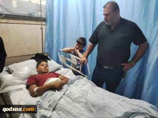 تحولات فلسطین/

احمد سعدات بار دیگر دبیرکل جبهه خلق برای آزادی فلسطین شد/ زخمی شدن دهها فلسطینی در یورش اشغالگران به مناطق مختلف کرانه باختری/ دو فلسطینی در قدس بازداشت شدند 3
