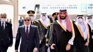 محمدبن سلمان  به مصر سفر می کند