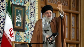 Ayatollah Khamenei: Ill-wishers of Islam, Iran wage soft war to shake faiths, crush hopes