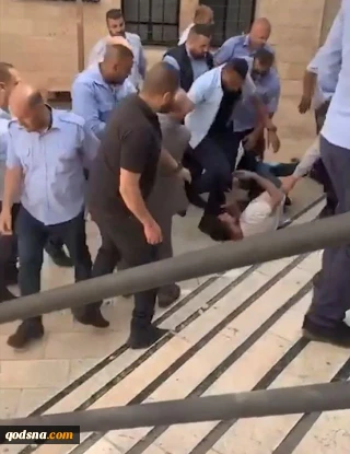 جمعیت دفاع از ملت فلسطین و خبرگزاری قدس با صدور بیانیه ای مشترک:

اقدام پلیس خودگردانی فلسطین در ربایش و ضرب و شتم خبرنگار تسنیم در کرانه باختری را محکوم کردند