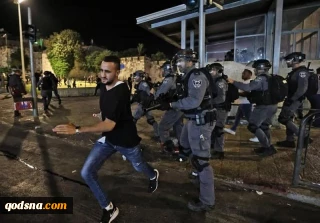 حمله صهیونیست‌ها به تظاهرات فلسطینیان در الخلیل ده‌ها زخمی برجای گذاشت