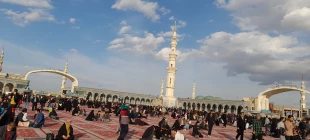 احتفالات مولد الإمام المهدي (عج) في مسجد جمكران المقدس+صور 2