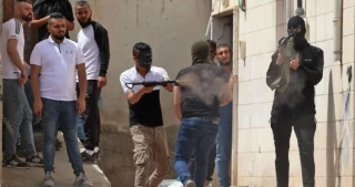 مقاومون يتصدون لاقتحام قوات الاحتلال في مخيم جنين