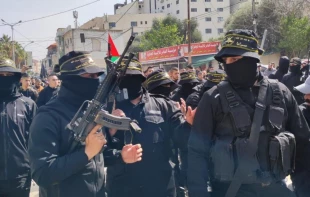 مقاومت علیه صهیونیست ها طی 24 ساعت + فیلم

ابزارهای فلسطینیان برای مقابله با حملات اشغالگران اسرائیلی به کرانه باختری چیست؟ 2