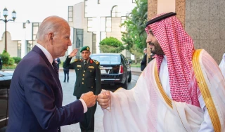 تحلیل عبدالباری عطوان از گمانه‌زنی‌ها درباره عادی‌سازی روابط عربستان با اسرائیل

آیا امضای توافق عادی‌سازی روابط رژیم صهیونیستی و عربستان سعودی نزدیک است؟