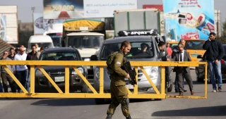 Zionist regime imposes West Bank, Gaza closures