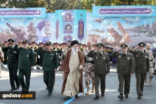 رهبر انقلاب در دانشگاه افسری امام علی (ع)

رژیم صهیونیستی یک شکست غیرقابل ترمیم خورده است / ما پیشانی و بازوی طراحان مدبر و هوشمند و جوانان فلسطینی را می‎بوسیم / دشمن خبیث صهیونیستی حالا که سیلی را خورده سیاست مظلوم‌نمایی در پیش گرفته است