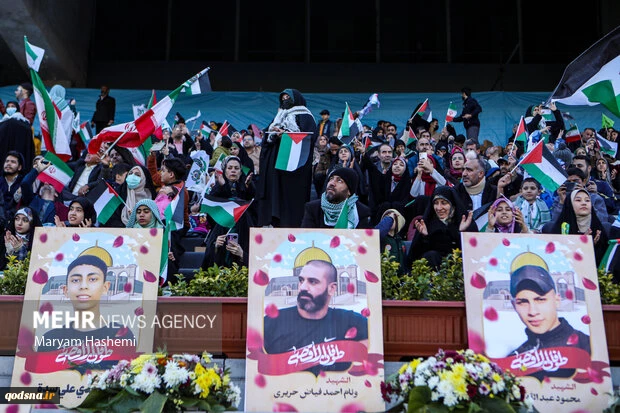 تجمع قرآني حاشد بطهران تنديدا بالعدوان الصهيوني على غزة  3