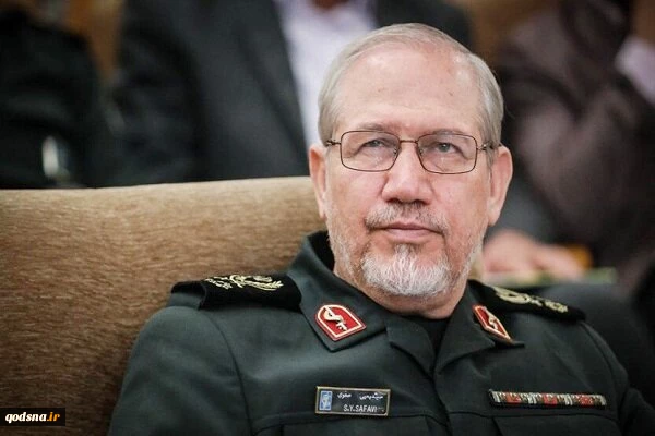 رداً على الهجوم الإرهابي في دمشق؛

اللواء صفوي: عقاب الكيان الصهيوني أمر حتمي لا مفرّ منه
 2