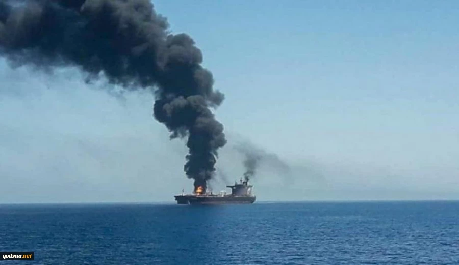 ردا على الجرائم الصهيونية في قطاع غزة..

القوات اليمنية تستهدف مدمرة بريطانية وسفينتين مرتبطتين بالعدو في البحرين الأحمر والعربي 2