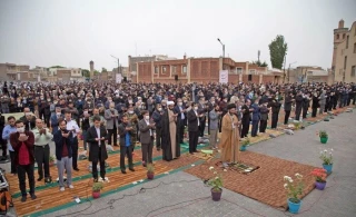 Iranians say Eid al-Adha prayers across country