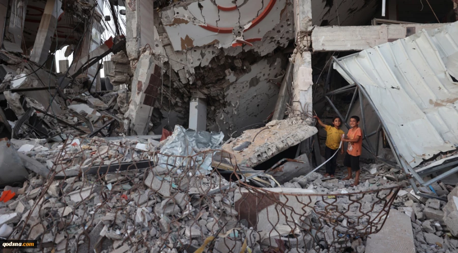 'Incomprehensible suffering'

Thousands of Palestinian children buried under rubble in Gaza: UNICEF