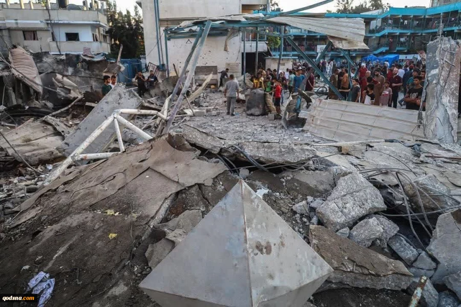 تصاویر پس از حمله هوایی رژیم اشغالگر به مدرسه ای در اردوگاه النصیرات در غزه 5