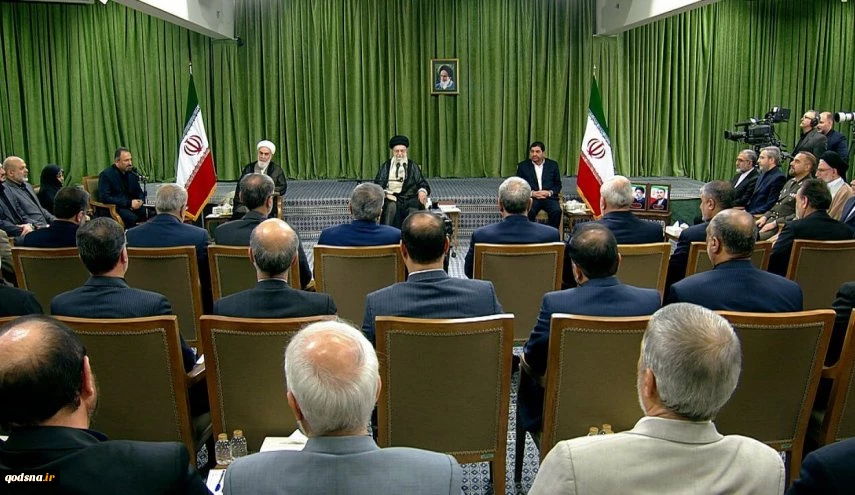 قائد الثورة الاسلامية يستقبل أعضاء الحكومة الـ13  2