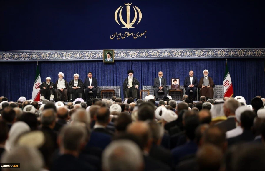 رهبر انقلاب در مراسم تنفیذ حکم ریاست جمهوری رئیس جمهور

رژیم صهیونیستی یک باند تروریستی است 2