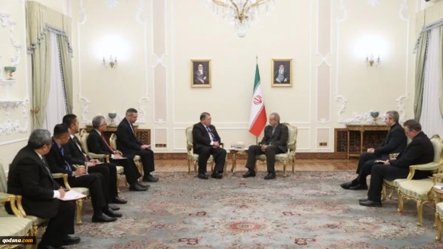 دیدار رئیس مجلس مالزی مطرح شد؛
تاکید پزشکیان بر لزوم انسجام بیشتر کشورهای اسلامی در مقابل رژیم صهیونیستی 2