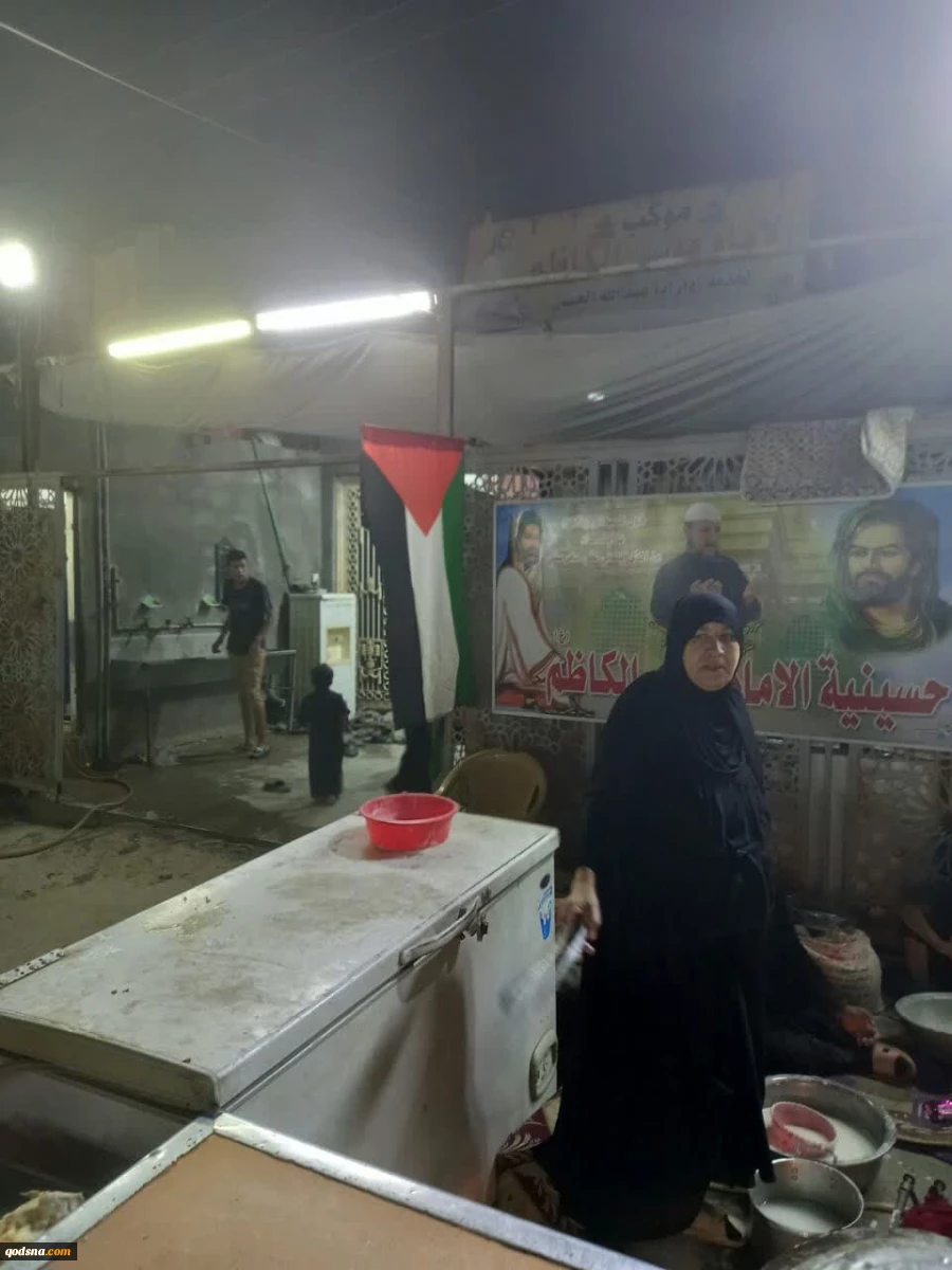 تصاویر ارسالی خبرنگار قدسنا از زائران پیاده روی اربعین حسینی با پرچم فلسطین در مسیر کربلا(بخش چهارم) 2