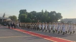 در بدو ورود به عراق انجام شد
حضور پزشکیان در یادمان شهید سلیمانی و ابومهدی المهندس 3