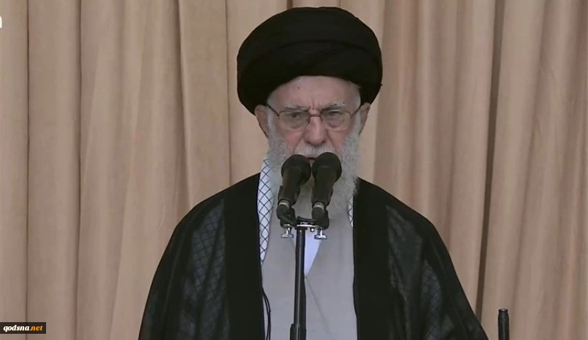 الخطبة الأولى لقائد الثورة الاسلامية آية الله خامنئي بصلاة الجمعة

اعداء الشعب الإيراني هم انفسهم أعداء فلسطين ولبنان والعراق ومصر واليمن 2