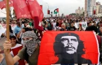 هزاران کوبایی امروز به همراه رئیس‌جمهور کشورشان در همبستگی با فلسطینیان راهپیمایی کردند 5