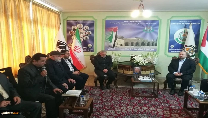 العمید قاآنی یزور مکتب حماس ویقدم التعازی باستشهاد السنوار 2