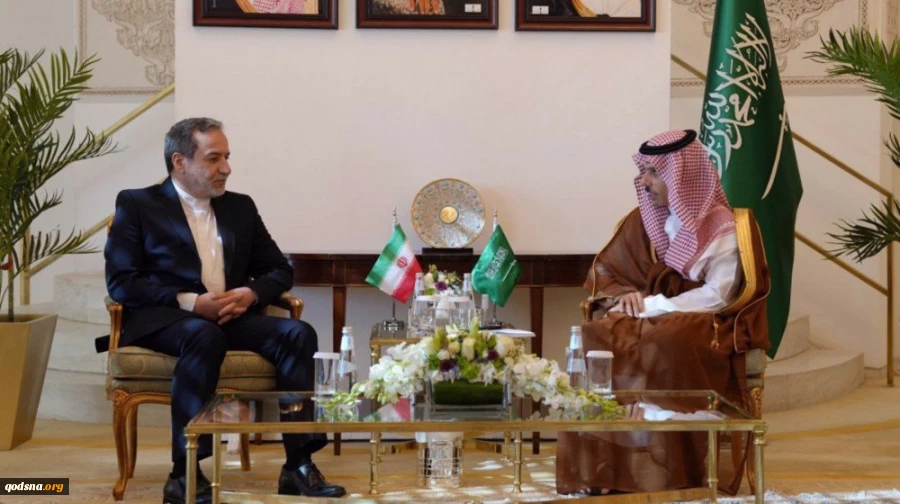 Araghchi tells Saudi FM:

Muslim countries need to unite to stop Israel’s crimes in Gaza, Lebanon