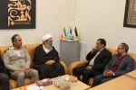 بازدید دبیر کل جمعیت دفاع از ملت فلسطین از آثار نمایشگاه گروهی هنر طوفان  2