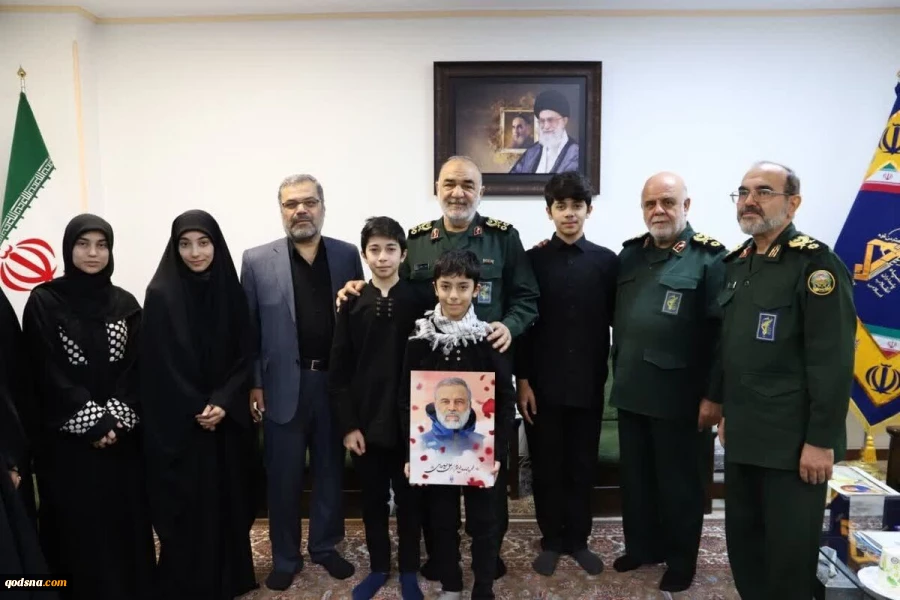 سردار سلامی: رزمندگان حزب الله عاشورایی مبارزه می کنند 2