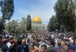 40,000 Muslim worshipers perform Friday prayer at Aqsa Mosque