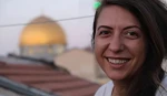 علامات استفهام كثيرة حول وفاة صحافية فرنسية معروفة بدعمها لفلسطين 2