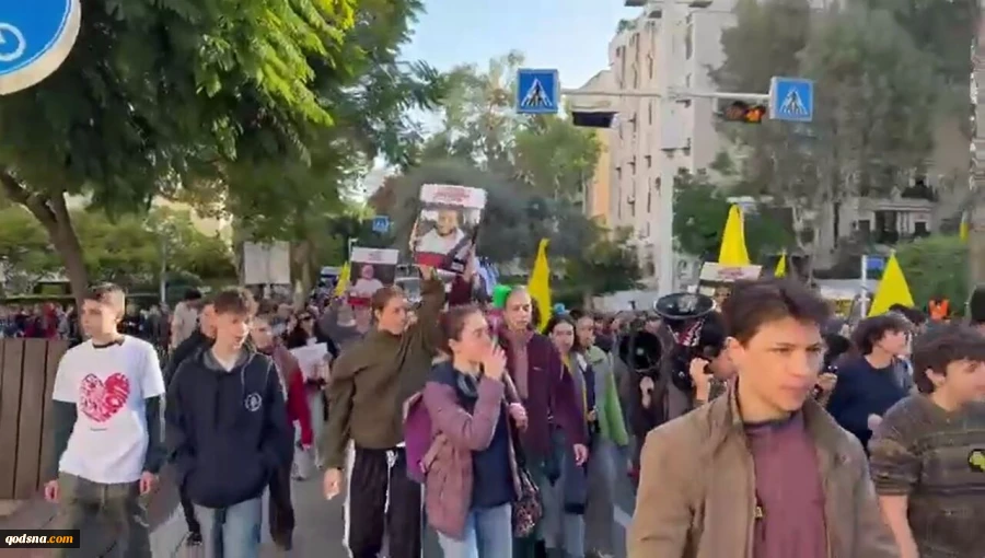 تظاهرات دانش آموزان ۲۰۰ مدرسه صهیونیستی برای تاکید بر لزوم مبادله اسرا 2