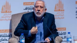 معاون دبیرکل جهاد اسلامی مطرح کرد/

انتقاد از رویکرد خائنانه تشکیلات خودگردان/ مذاکرات آتش بس ادامه دارد/ مقاومت انعطاف پذیری از خود نشان داد