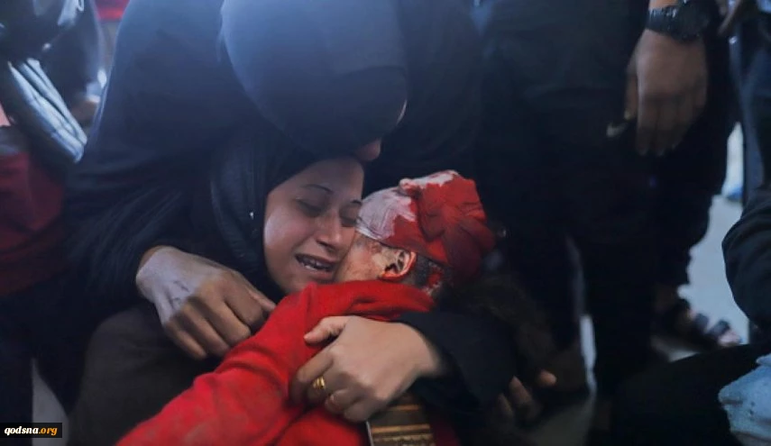 چهارصد و شصت و هفتمین روز عملیات طوفان الاقصی؛

شهادت 18 نفر در حمله هوایی به منازل مسکونی در مرکز غزه/مراحل انتهایی مذاکرات آتش بس در غزه/6 شهید در حمله هوایی به اردوگاه جنین در کرانه باختری 2