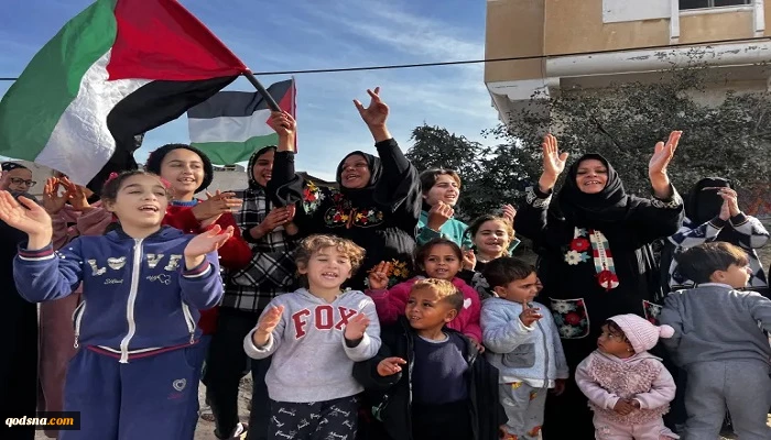غزة تنتصر: النازحون يعودون إلى منازلهم.. والمقاومون يظهرون بين أبناء شعبهم 2