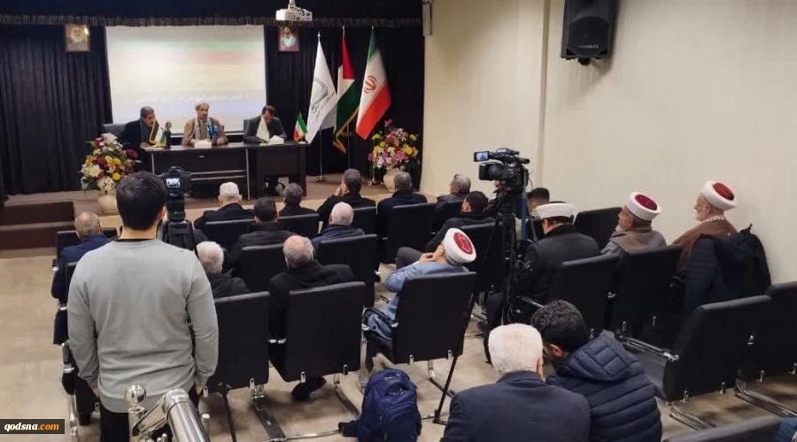 پیش از ظهر امروز برگزار شد

نشست تخصصی بررسی راهکارهای فرهنگی حمایت از مقاومت فلسطین 3