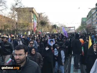 شرکت کنندگان در راهپیمایی چهل و ششمین سال پیروزی انقلاب؛

خون مردم غزه بر قدرت دشمن پیروز شد/ مقاومت مردم غزه از برکت انقلاب بود/ شهید سنوار با سلاح ساده خود دشمن را خوار کرد